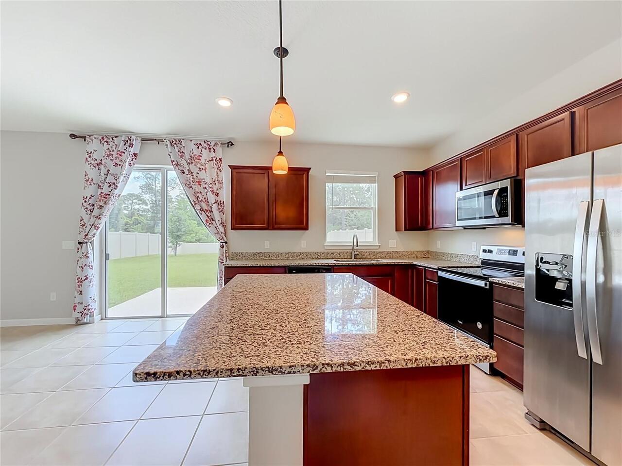 Listing Photo 19