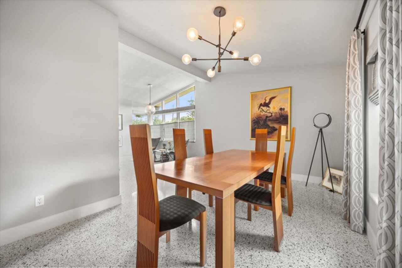 Listing Photo 6