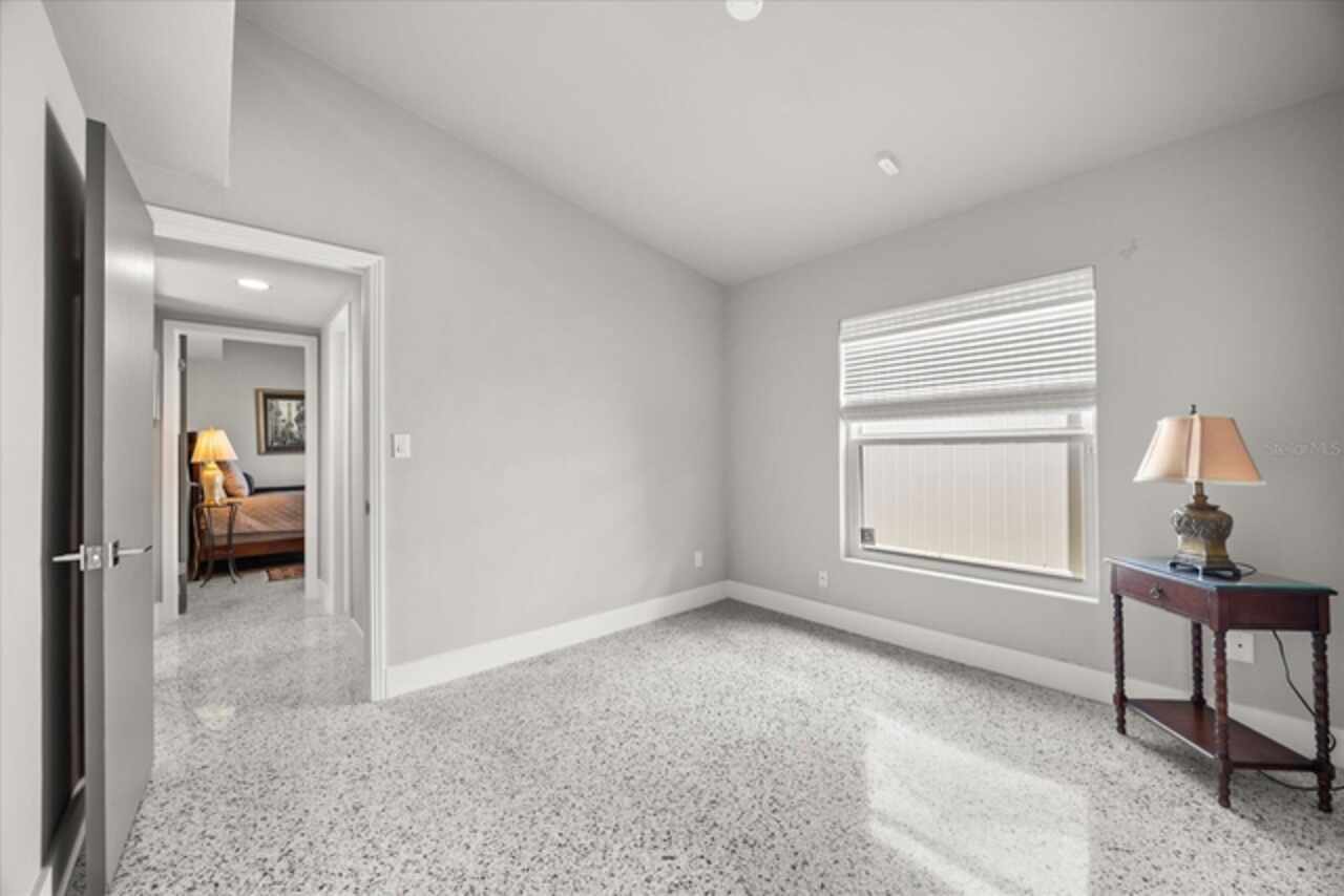 Listing Photo 32