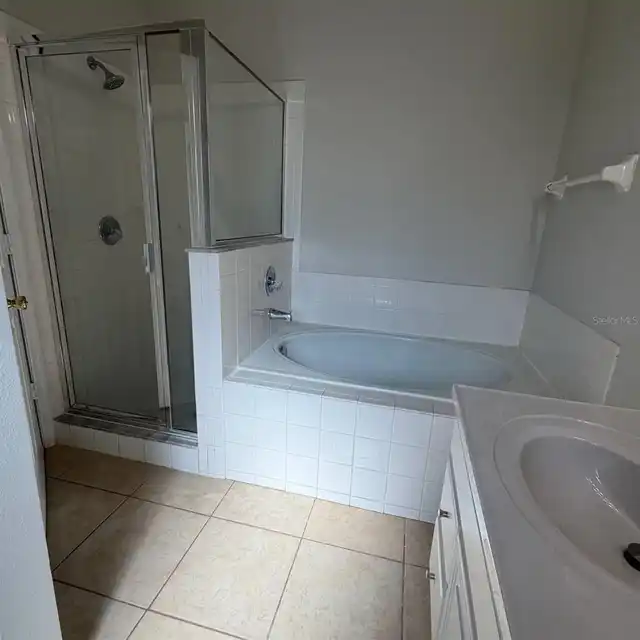 Listing Photo 9