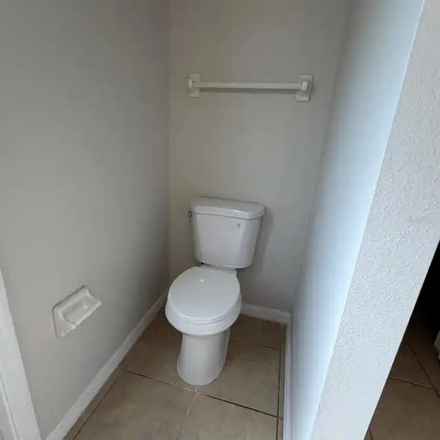 Listing Photo 10