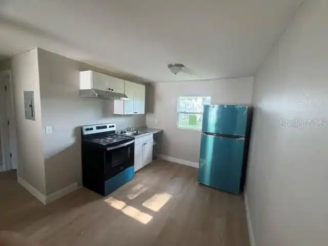 Listing Photo 5