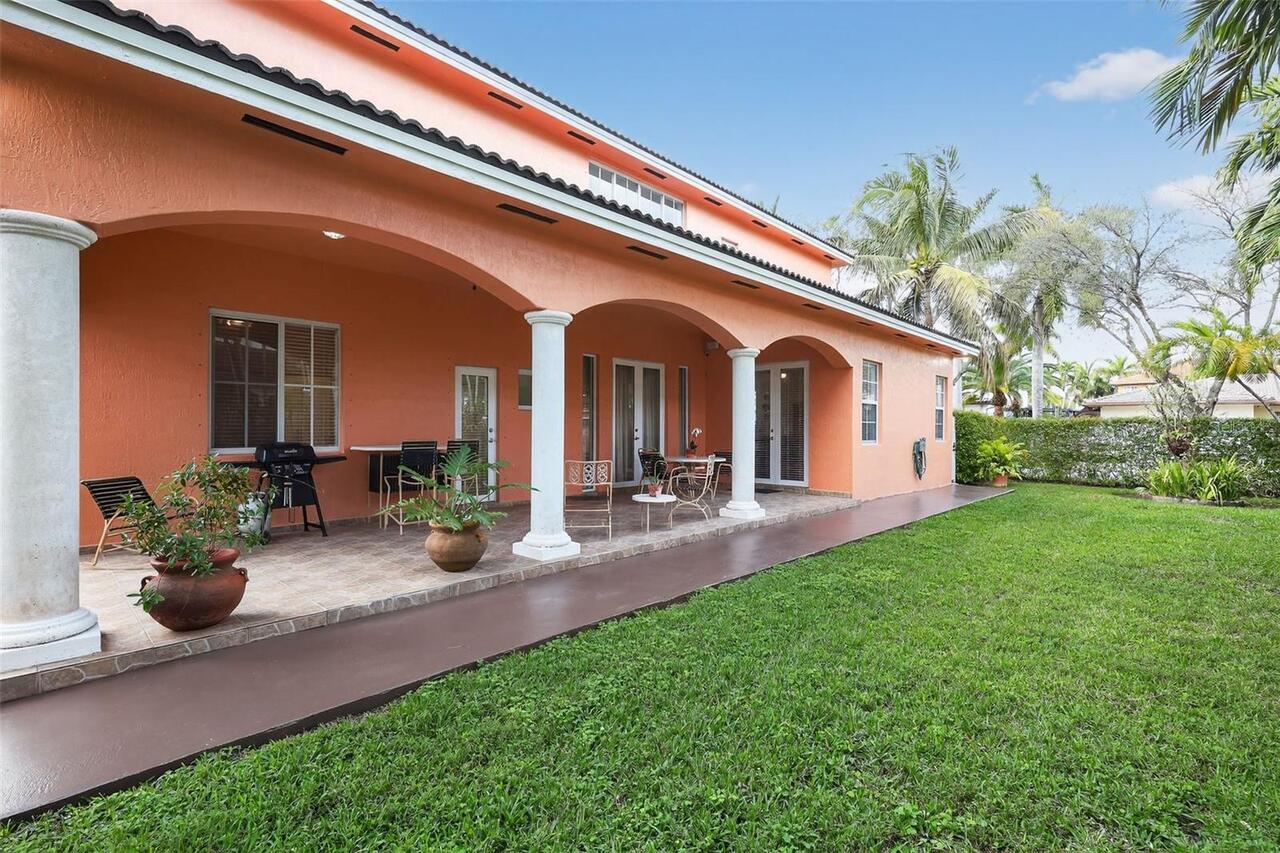 Miami Lakes Real Estate