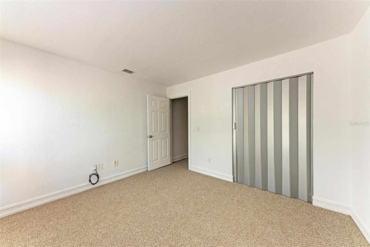 Listing Photo 24