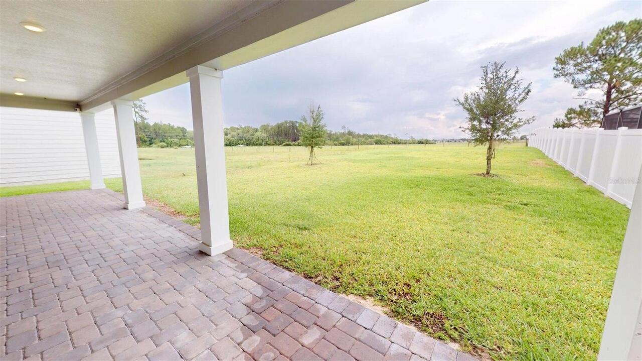 Listing Photo 14