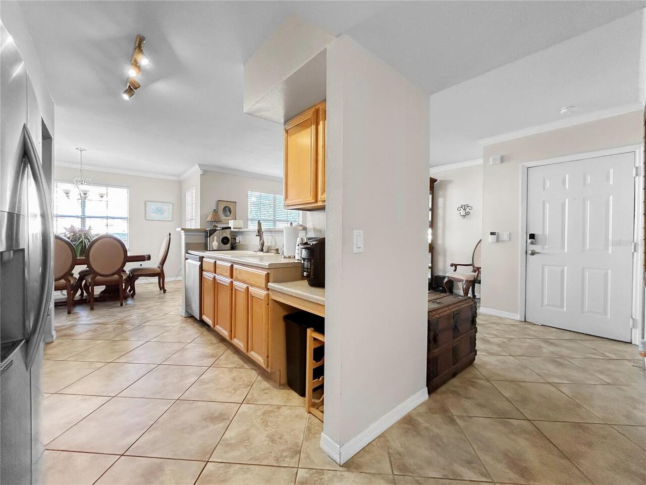 Listing Photo 11