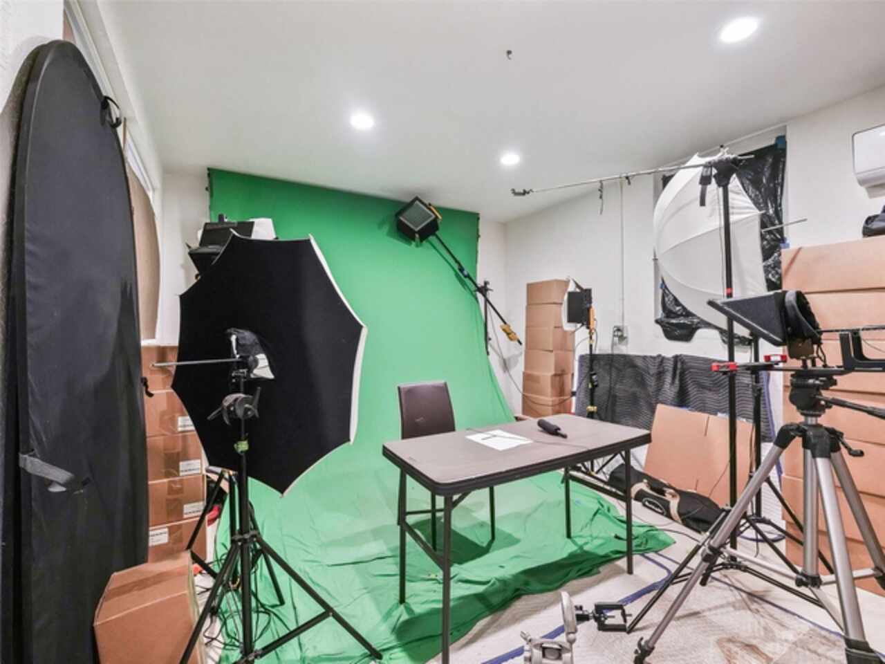 Listing Photo 17