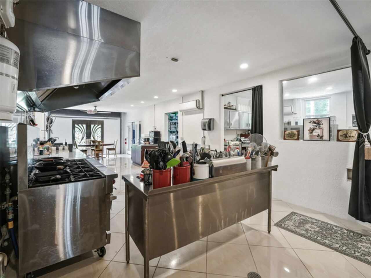 Listing Photo 18