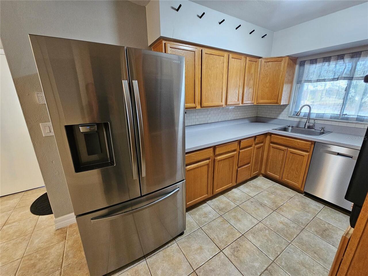Listing Photo 6
