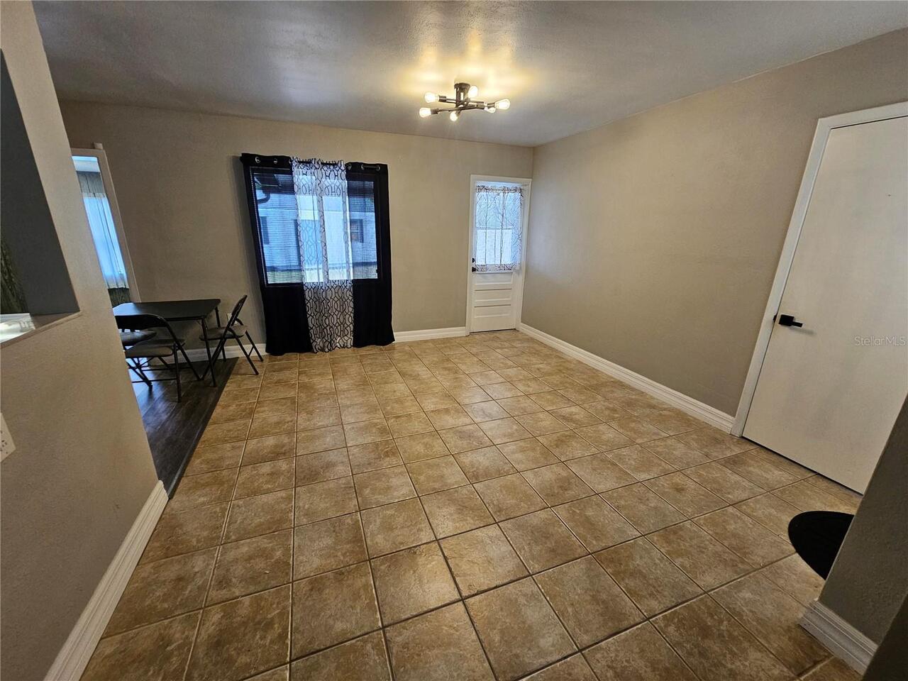 Listing Photo 7