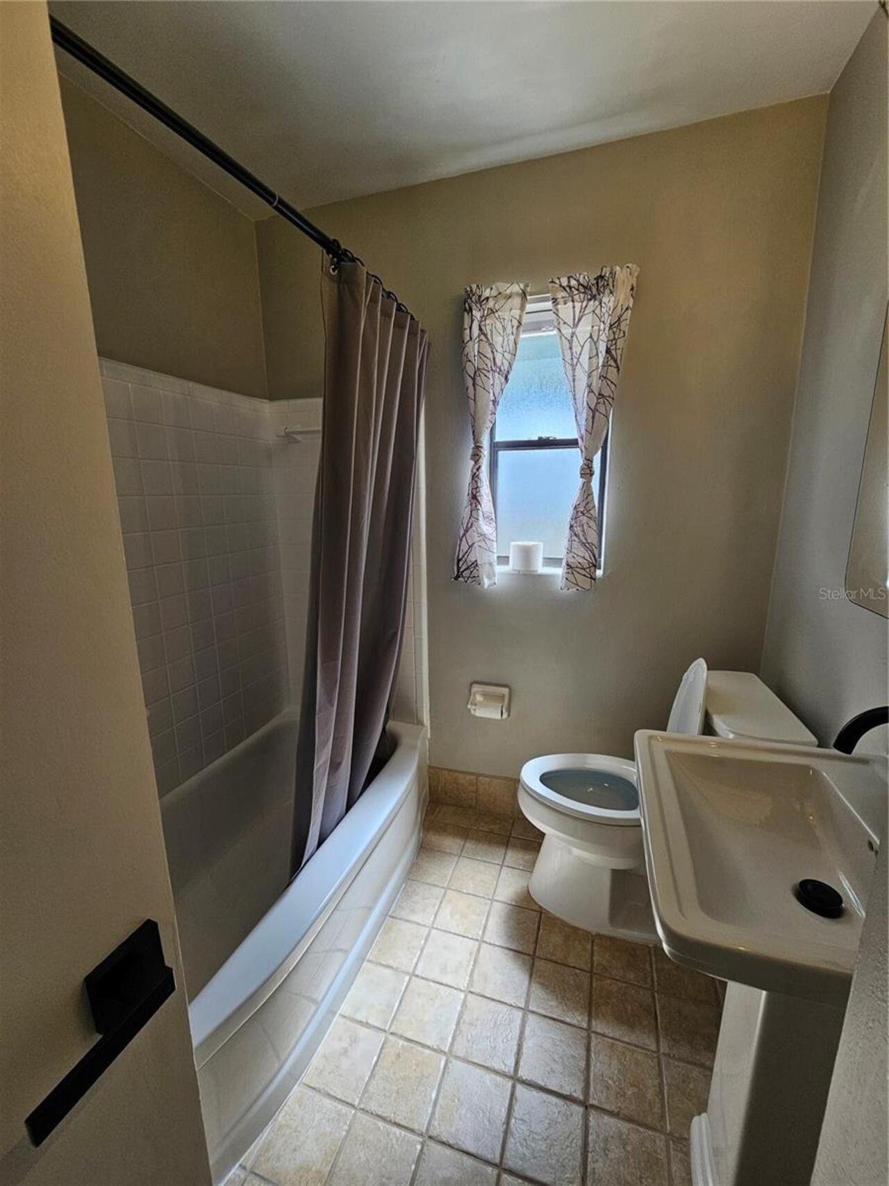 Listing Photo 13