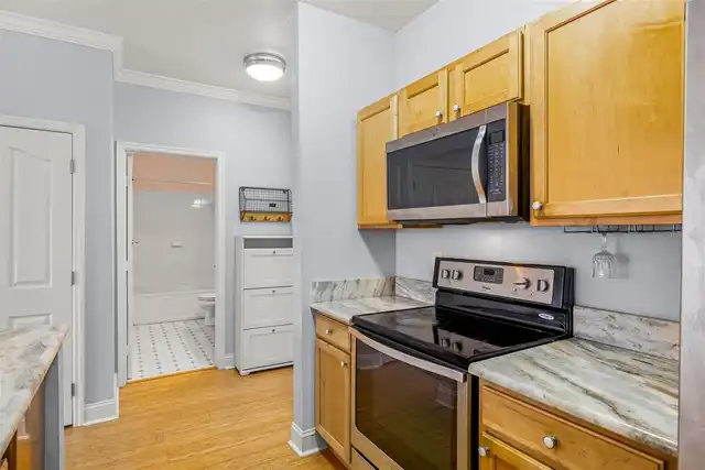 Listing Photo 6