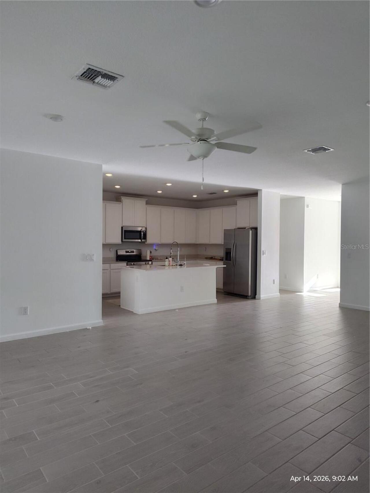 Listing Photo 8
