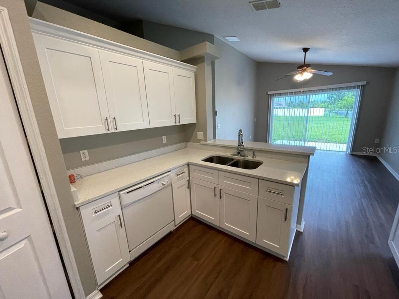 Listing Photo 7