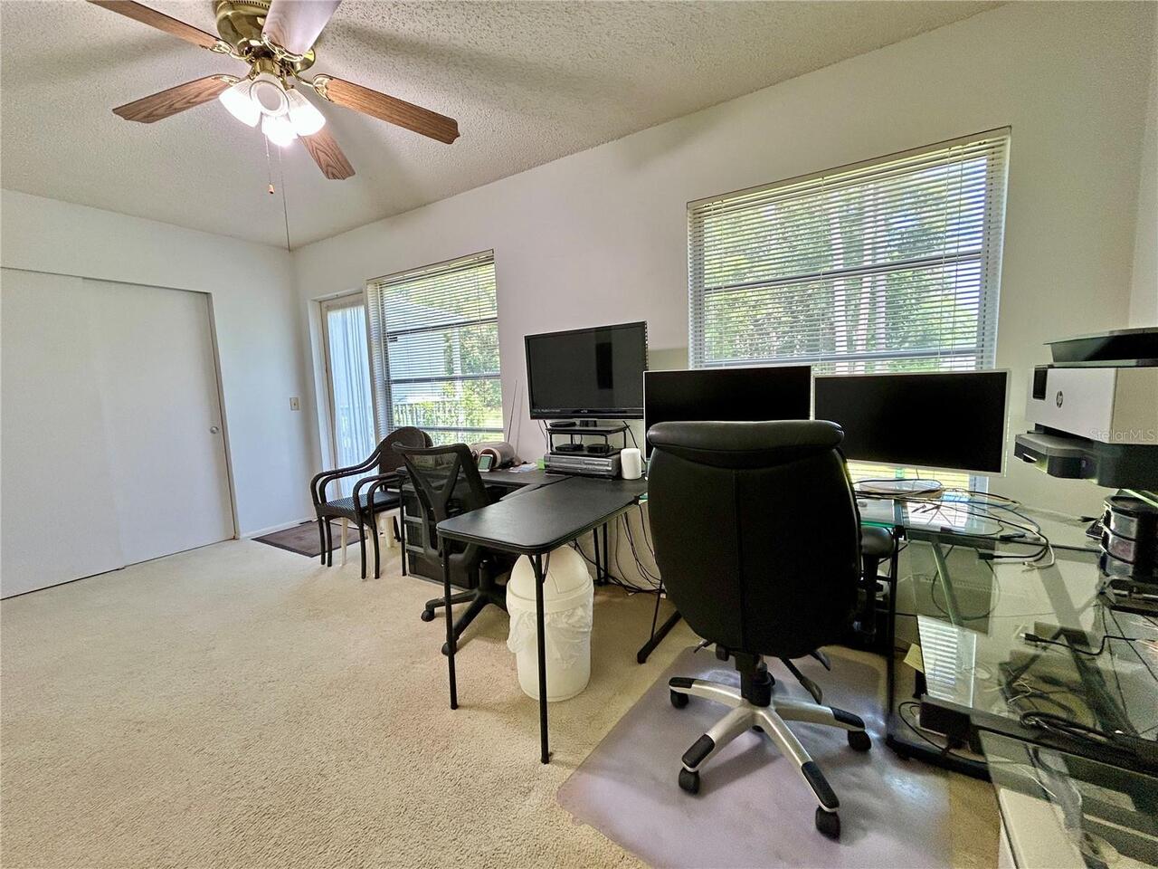 Listing Photo 11