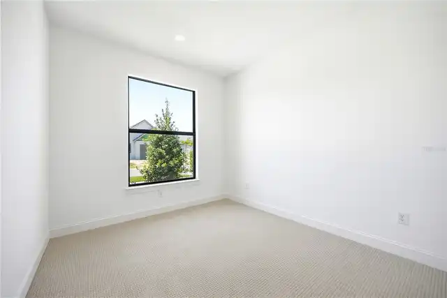 Listing Photo 24