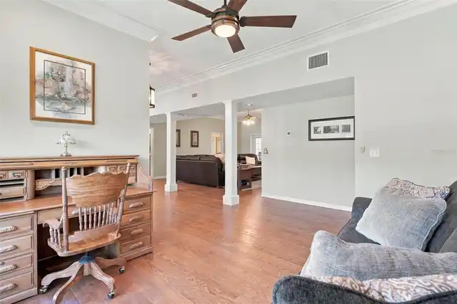 Listing Photo 17