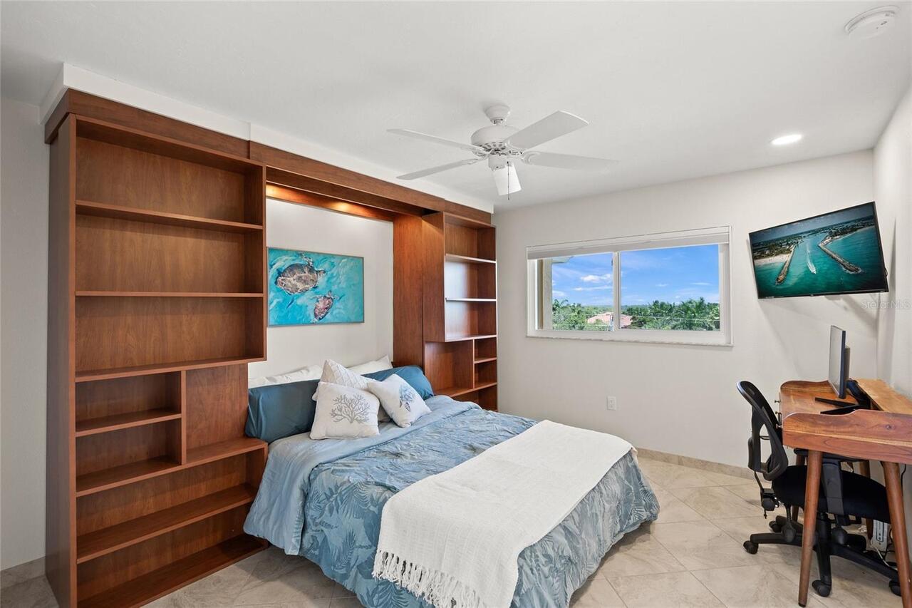Listing Photo 34