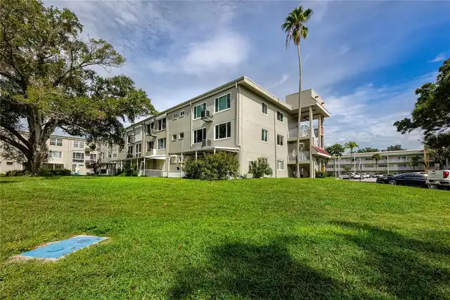 Listing Photo 31