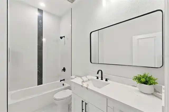 Listing Photo 22