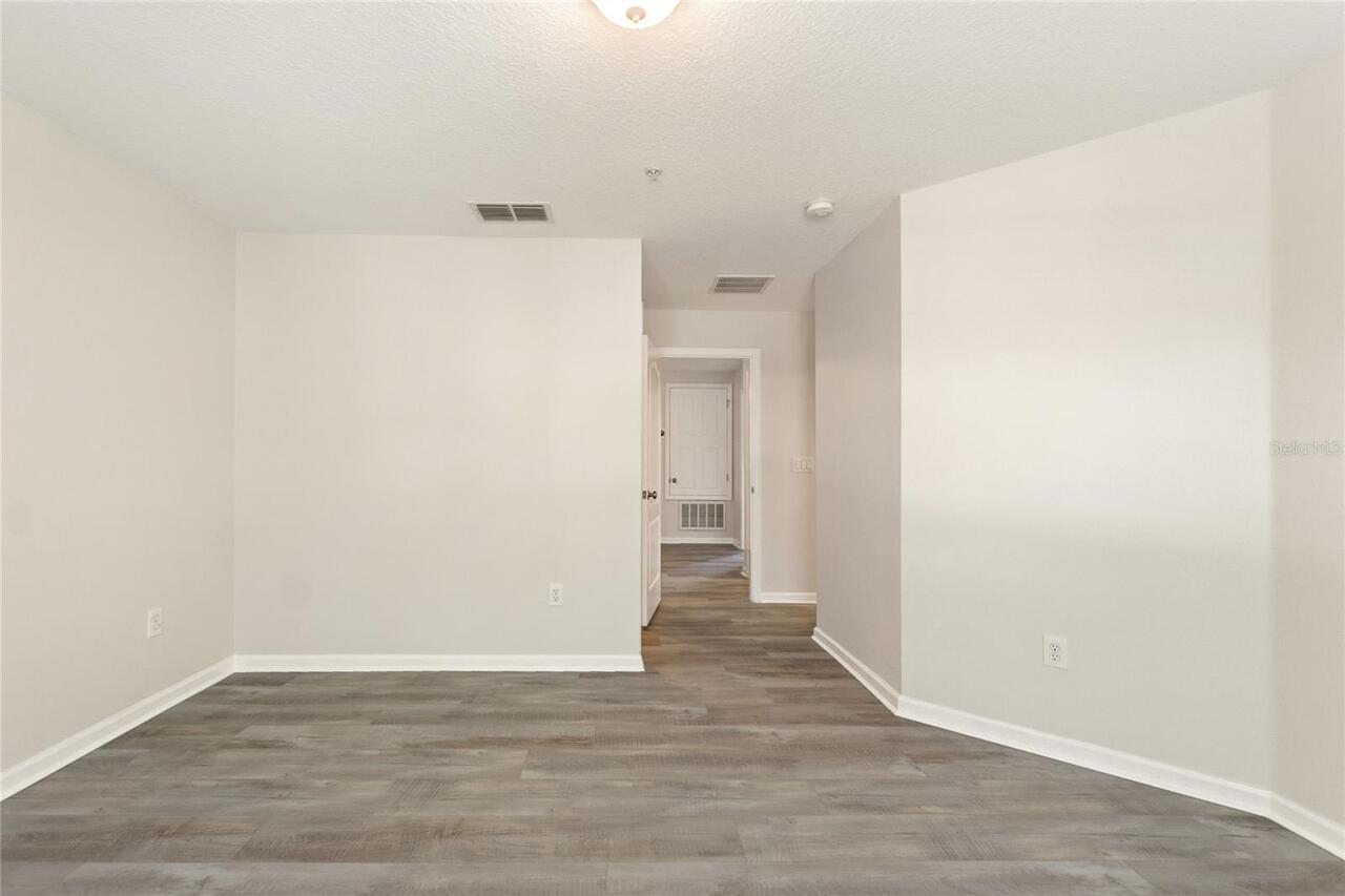 Listing Photo 34