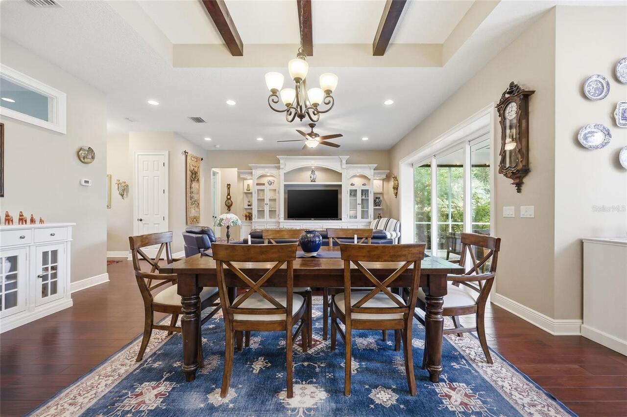 Listing Photo 11
