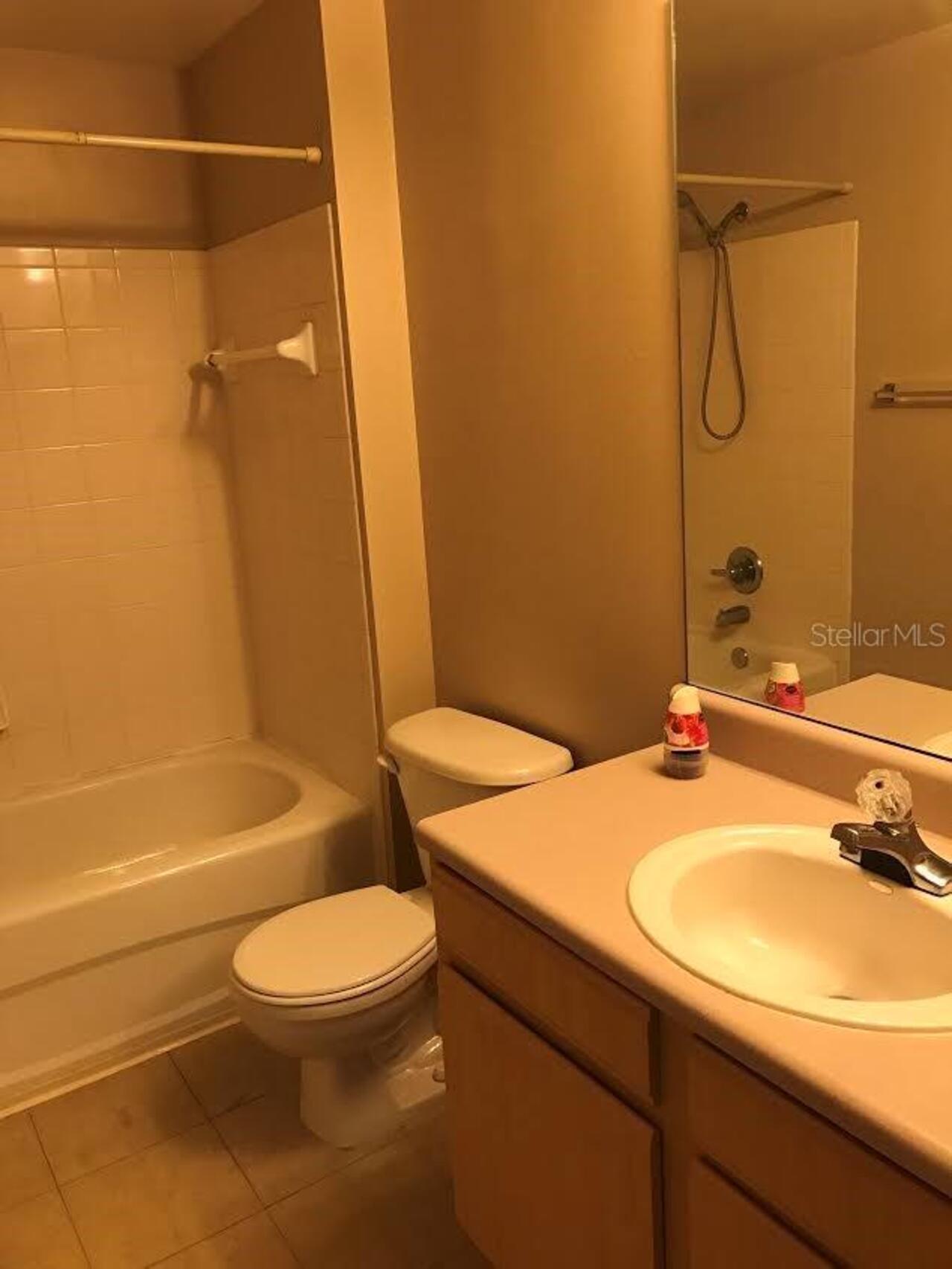 Listing Photo 12