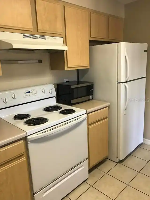 Listing Photo 6