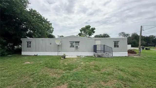 Listing Photo 6