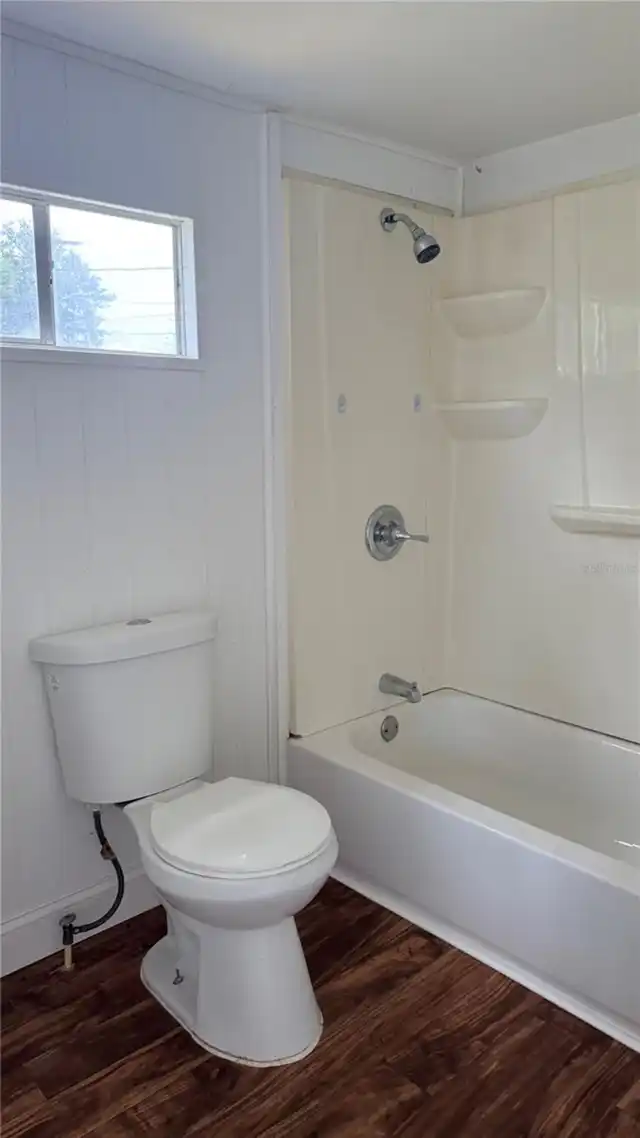 Listing Photo 25