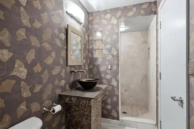 Listing Photo 25