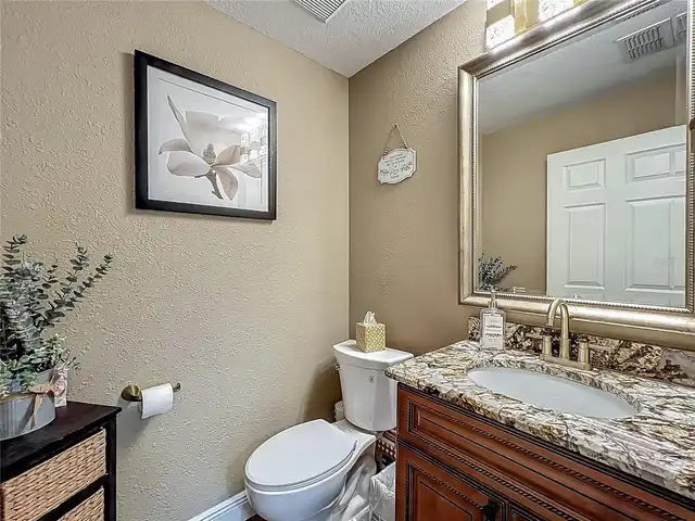 Listing Photo 24