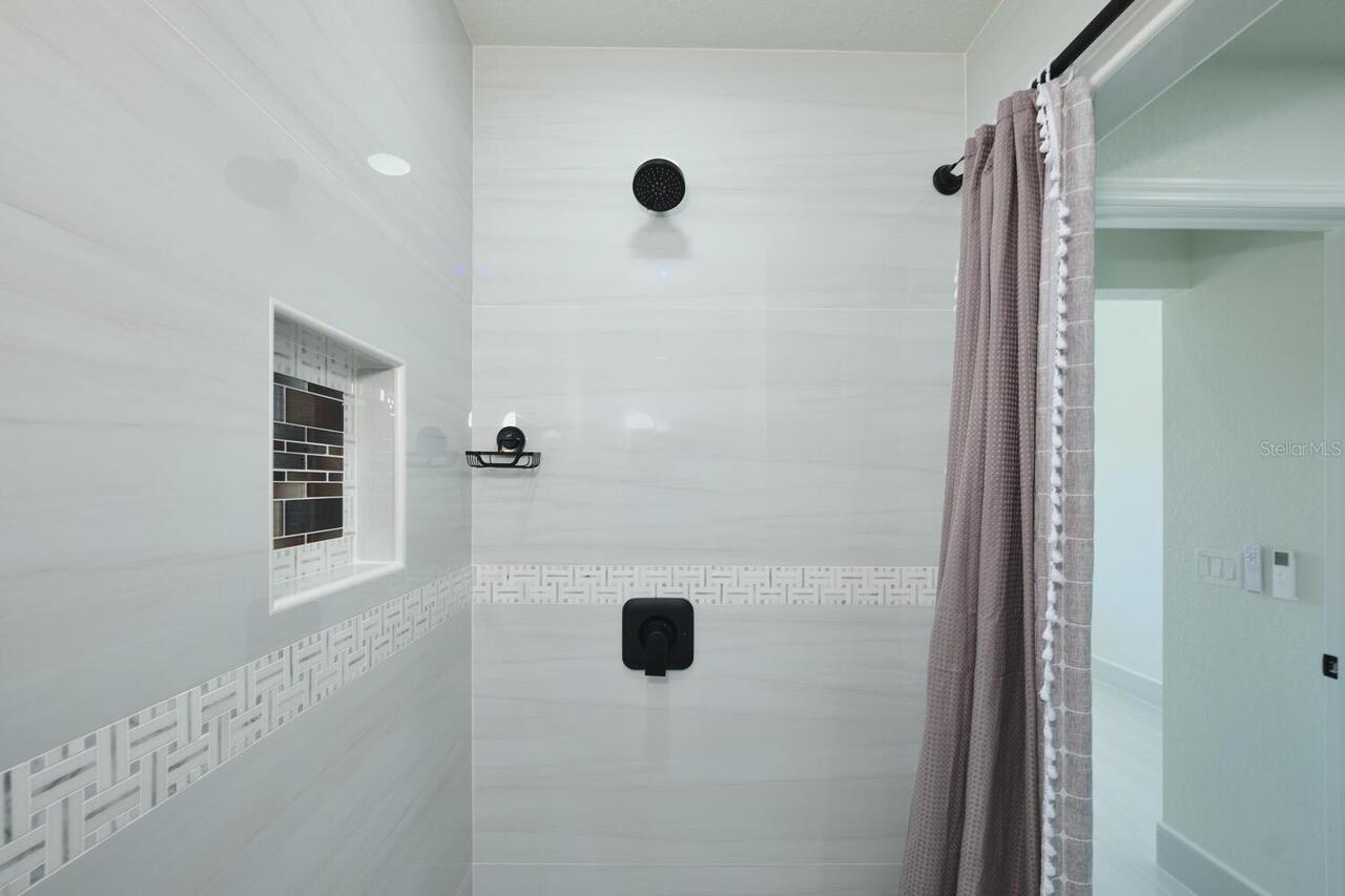 Listing Photo 40