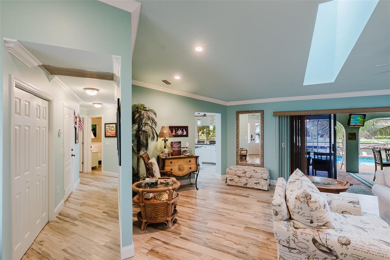 Listing Photo 16