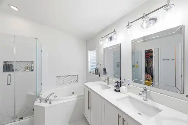 Listing Photo 32