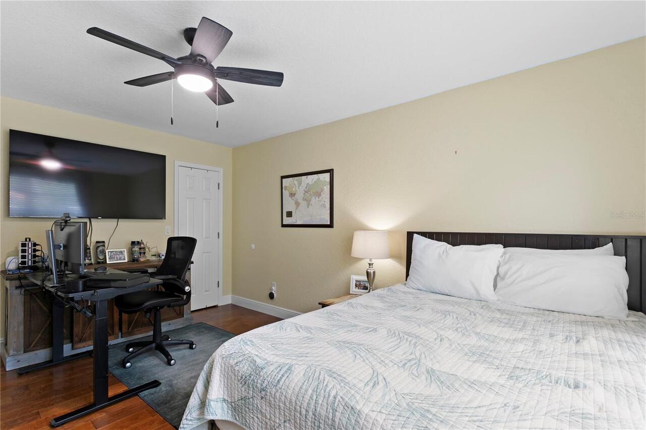 Listing Photo 37