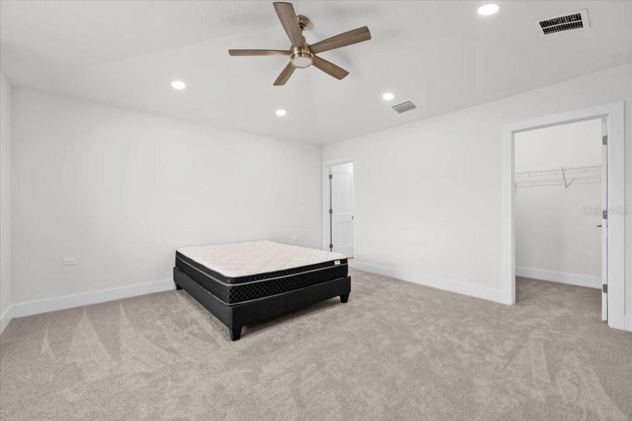 Listing Photo 34