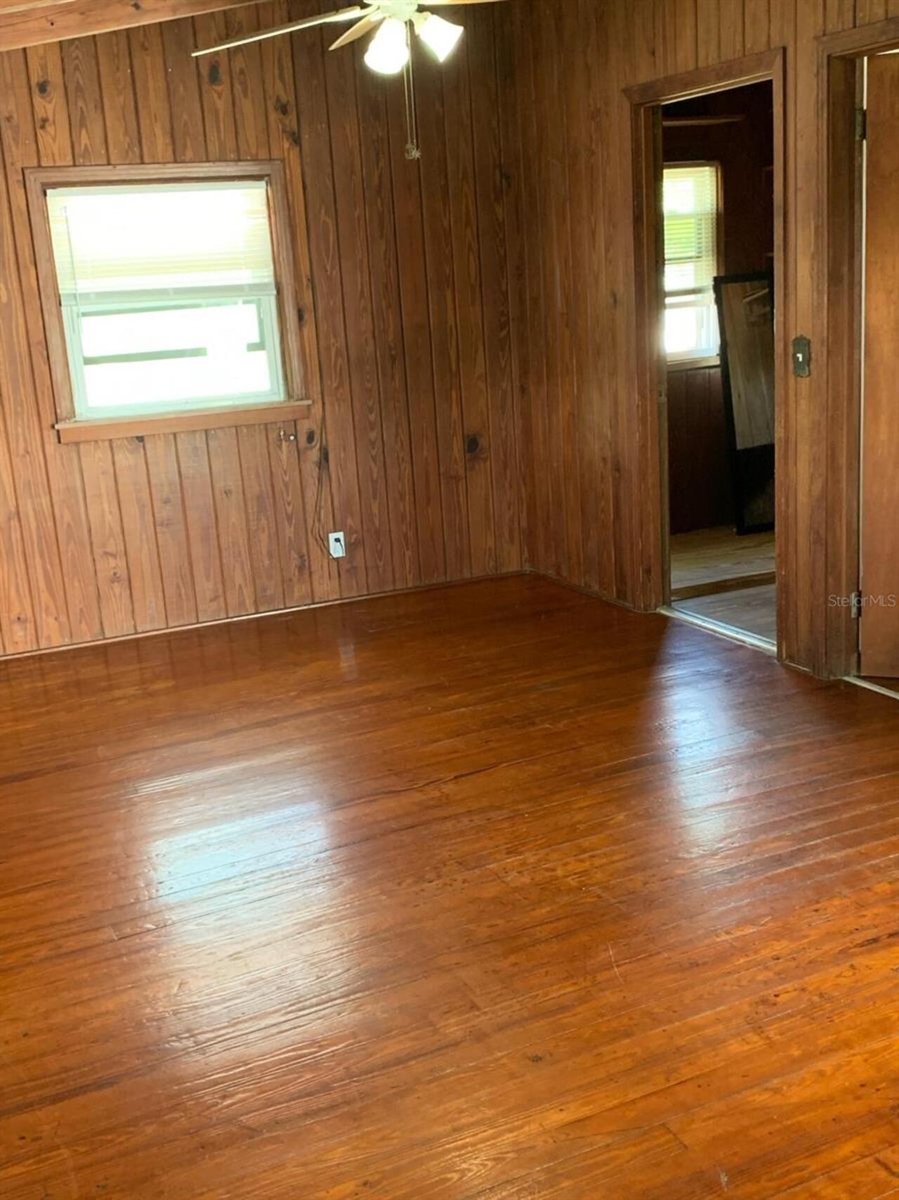 Listing Photo 10