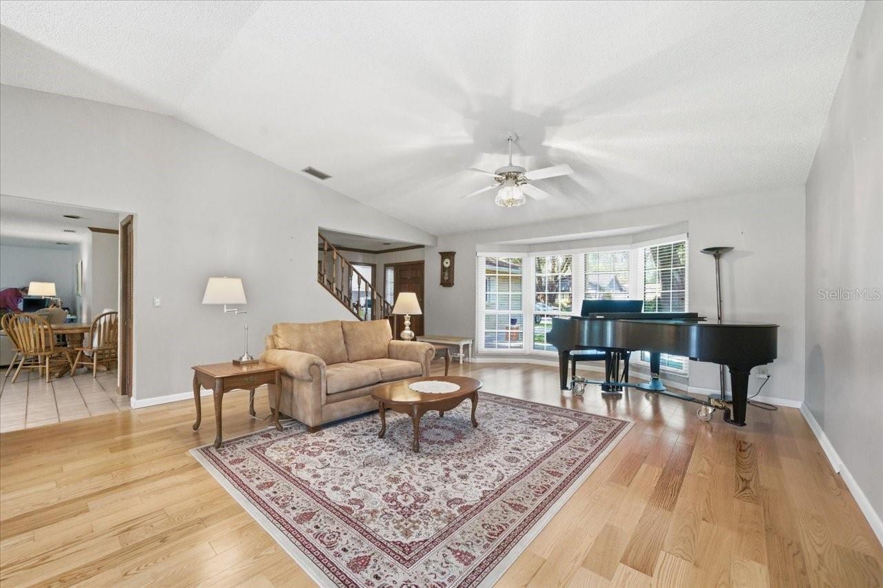 Listing Photo 12