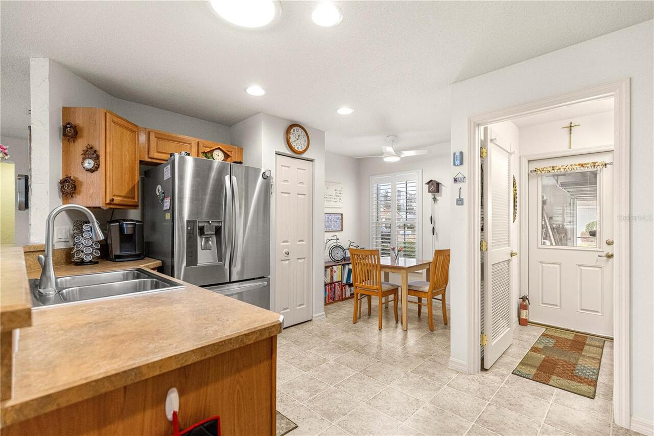 Listing Photo 11