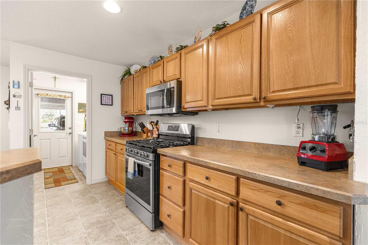 Listing Photo 12