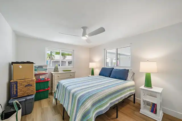 Listing Photo 14