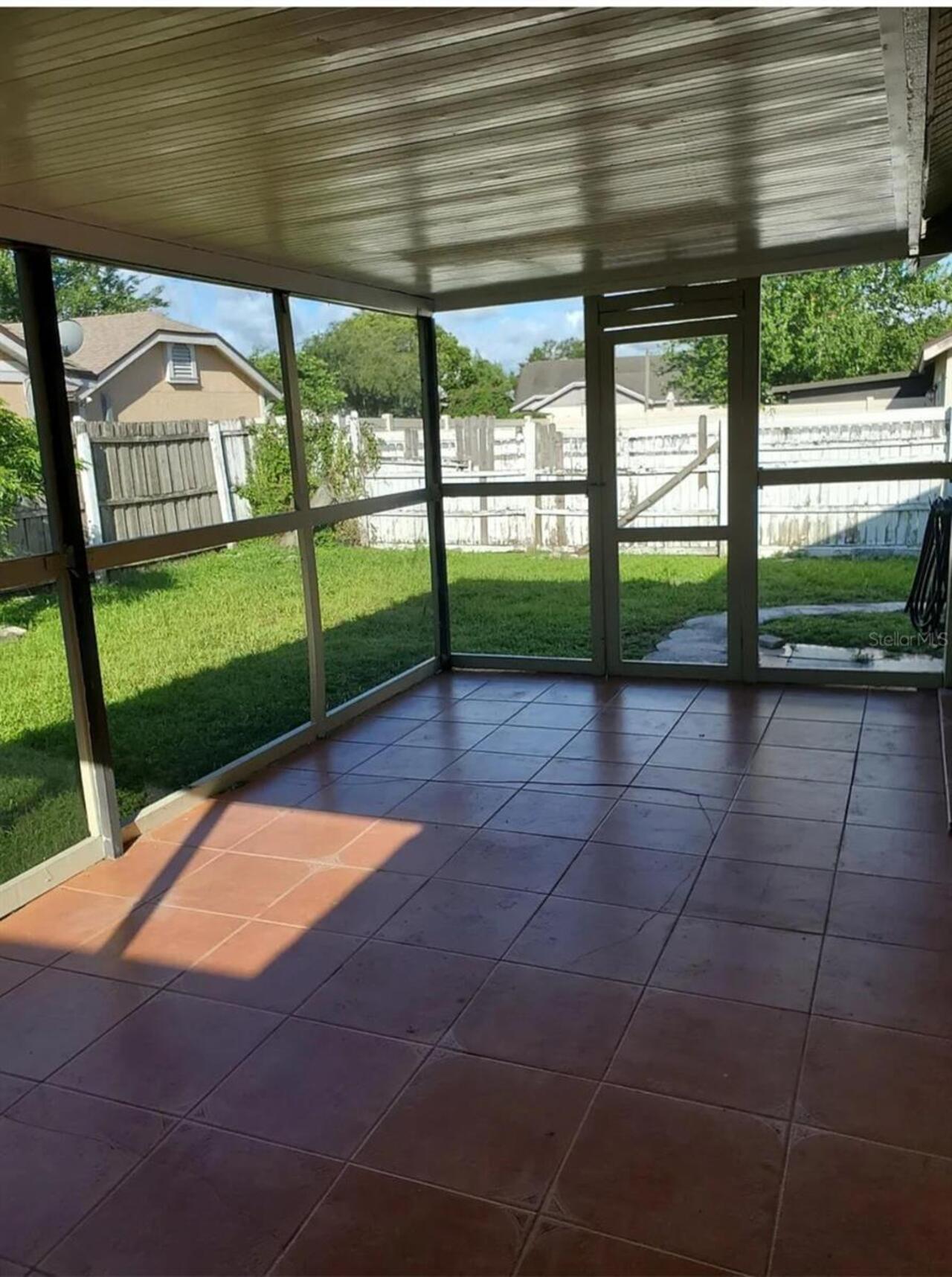 Listing Photo 12