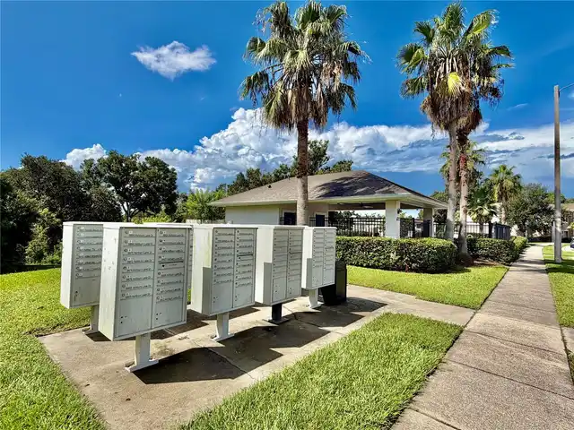 Listing Photo 17
