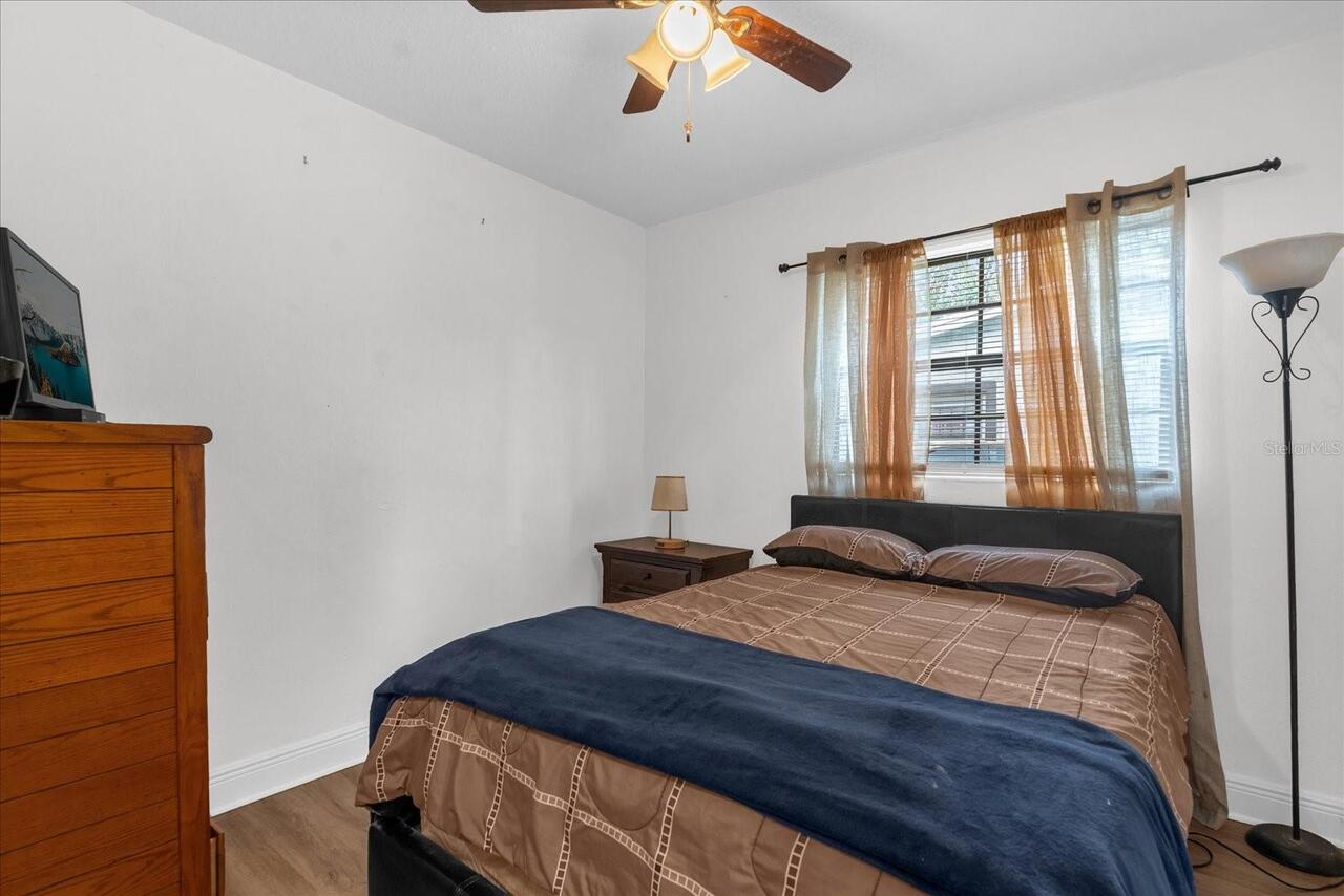 Listing Photo 15