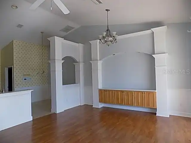 Listing Photo 13