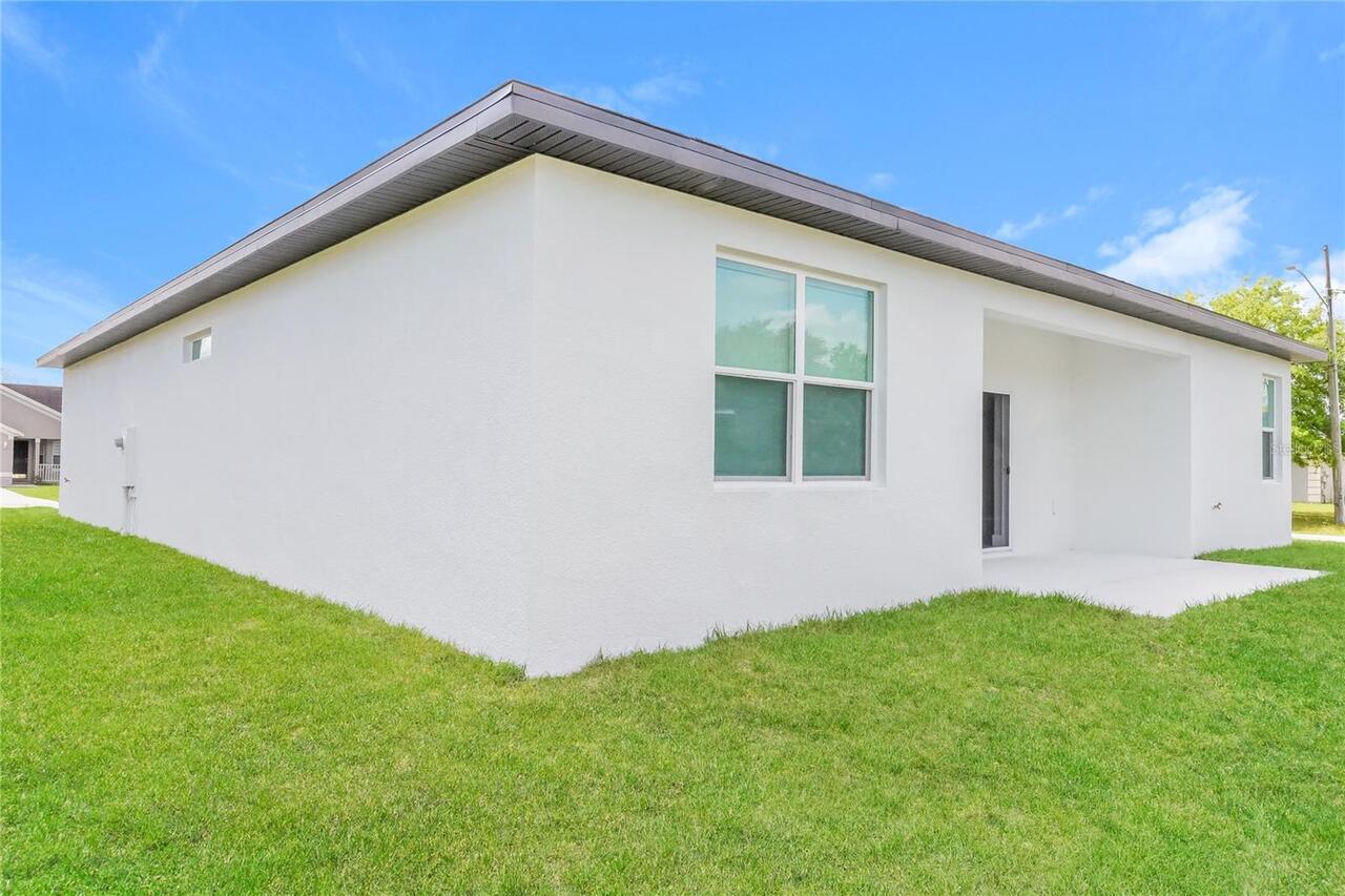 Listing Photo 15
