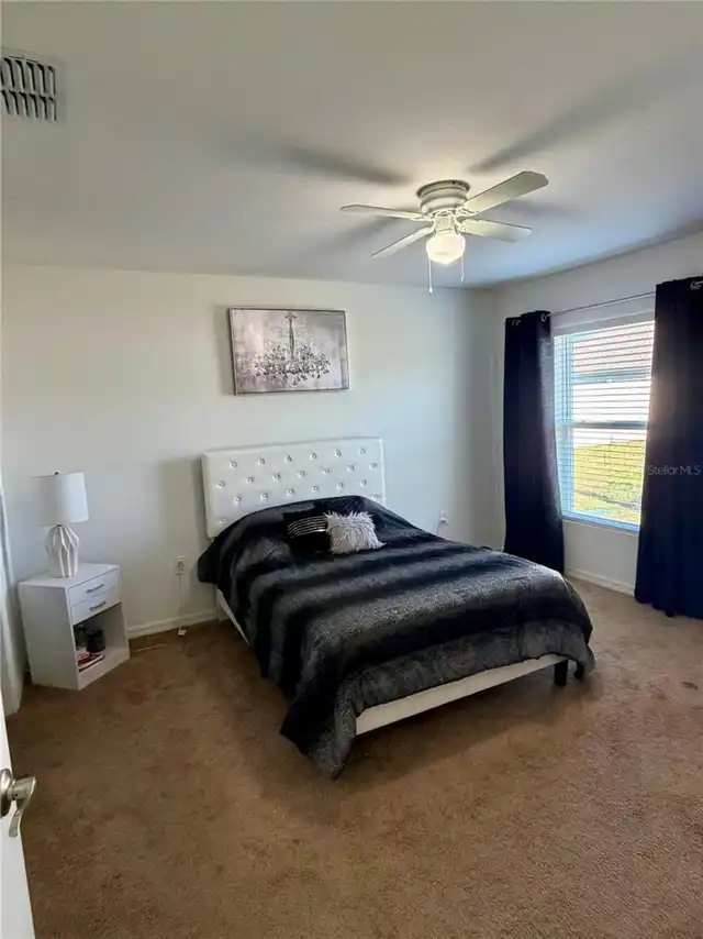 Listing Photo 8