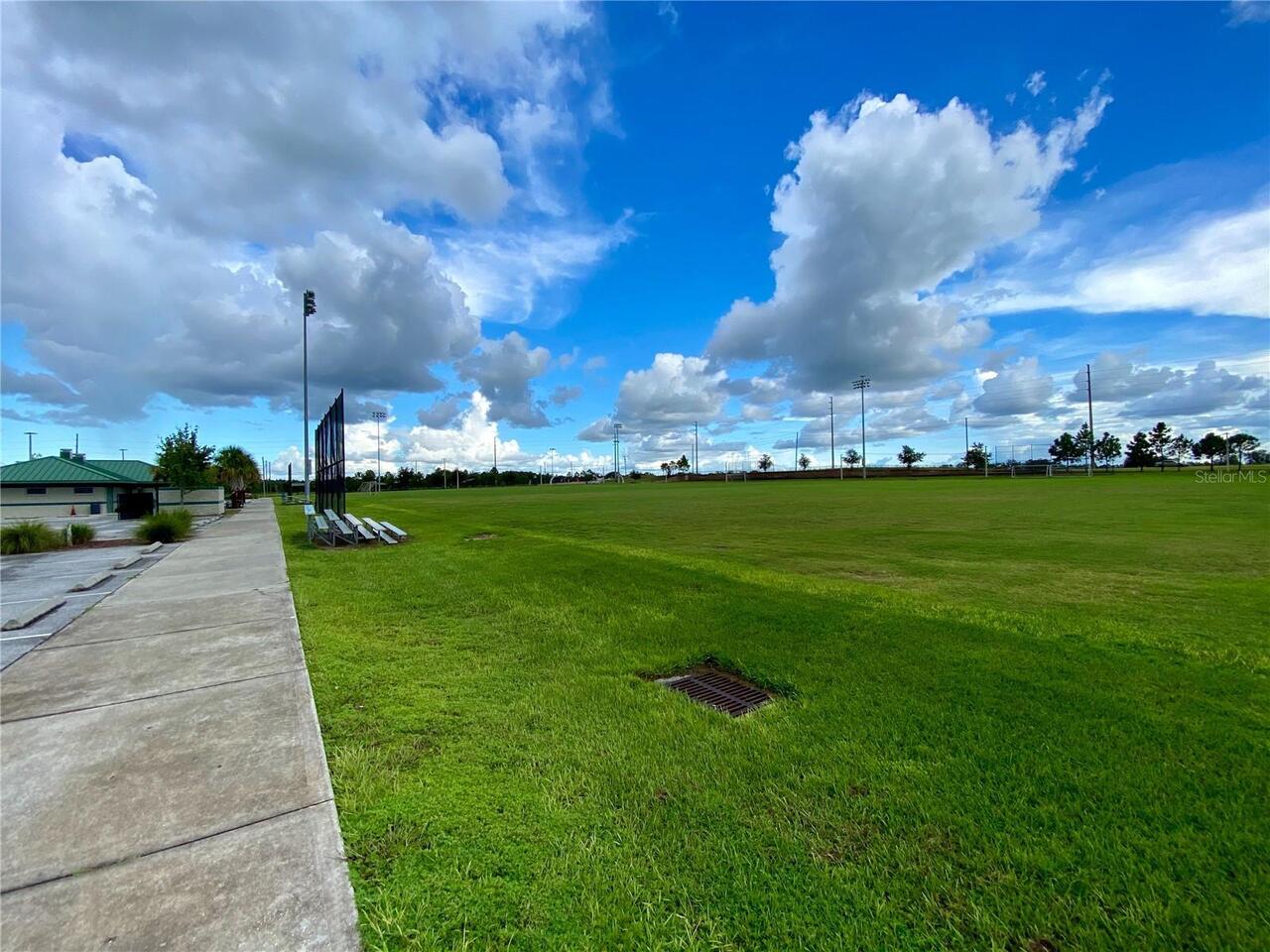 Listing Photo 10