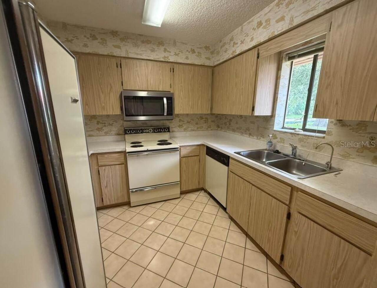 Listing Photo 10